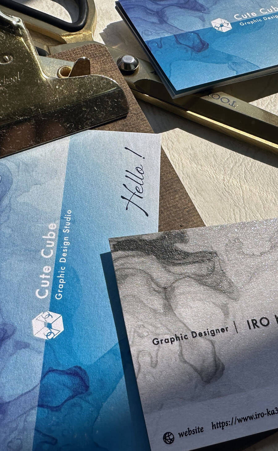 あたらしい名刺はイロんなカミで | 名刺印刷は印刷らくらくオンデマンドの「IRO-Ka3.jp」におまかせください！